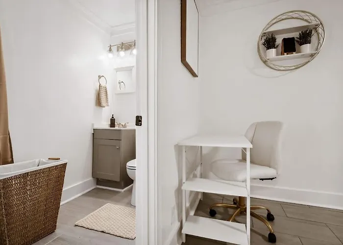 Pad 1br 1ba Modern Holiday home *
