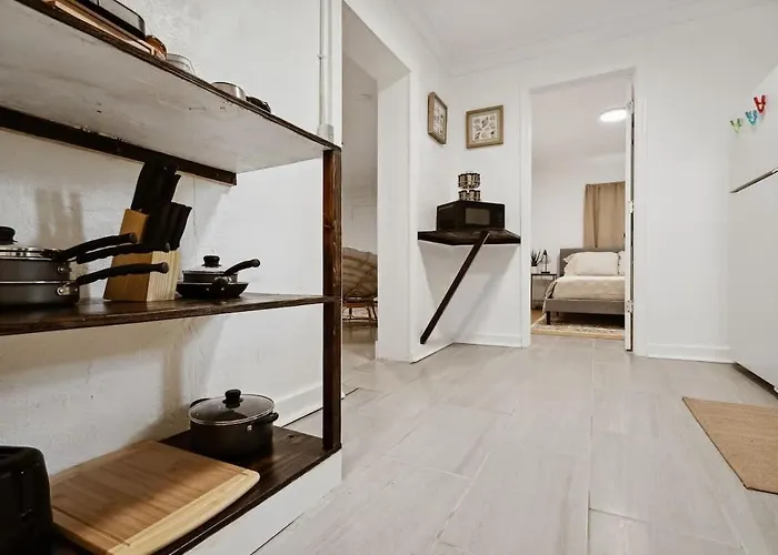 Pad 1br 1ba Modern Holiday home *